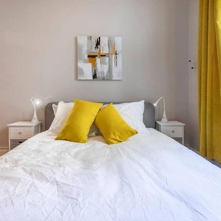 The Red Heart Of Annecy - Beautiful Apartment For 4 People מראה חיצוני תמונה