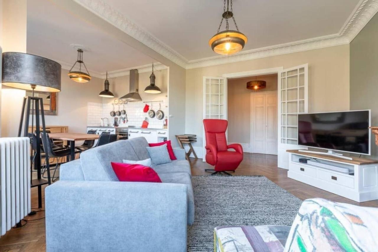 The Red Heart Of Annecy - Beautiful Apartment For 4 People מראה חיצוני תמונה